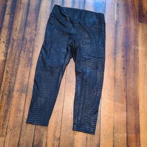 VS Pink ultimate leggings